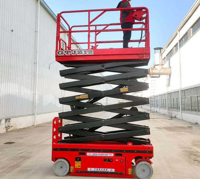 金沙自行走移动式升降机